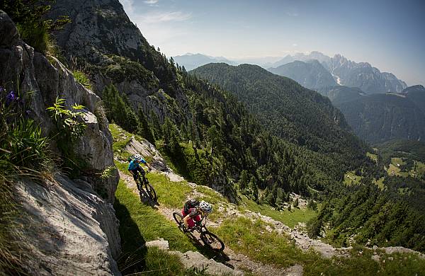 MB interactive tour guide